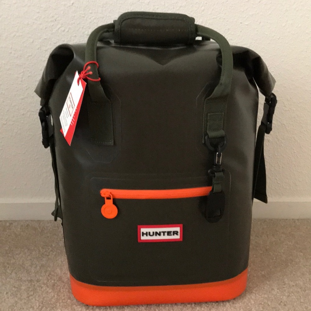 Hunter by Target green Backpack Cooler NWT